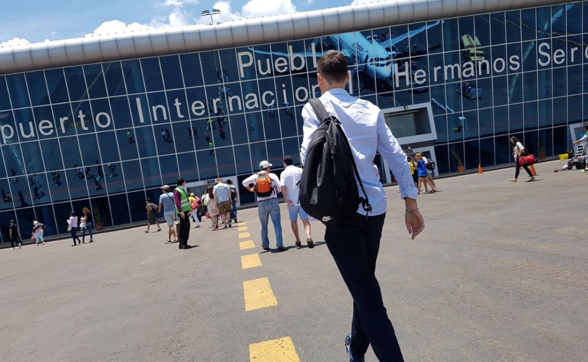 ¿Cuál es el vuelo más barato que puedes tomar desde el Aeropuerto de Puebla?