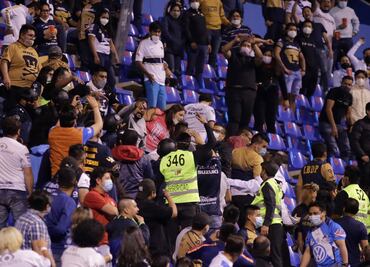 Decepción y aglomeraciones en apertura del Estadio Cuauhtémoc
