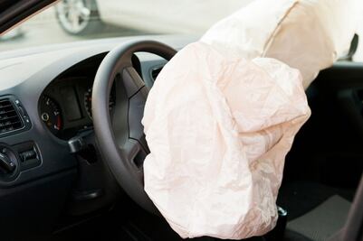 Video. Le subieron al volumen y reventaron las airbags