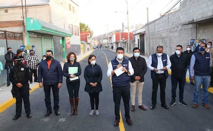 Entrega Lalo Rivera vialidad pavimentada en El Salvador