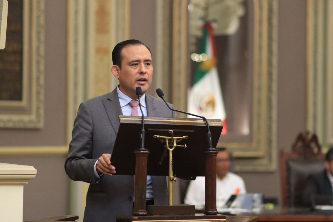 Eduardo Castillo presentó una propuesta sobre el primer empleo | Fotos Congreso del Estado