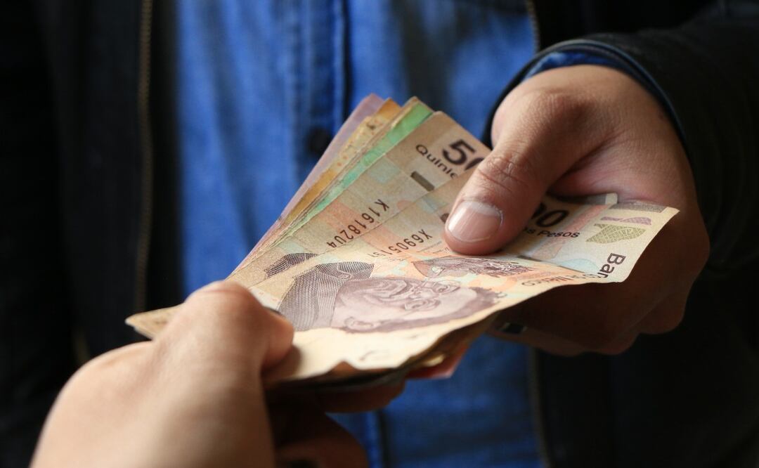 Las pensiones del Bienestar serán entregadas del 19 al 23 de febrero | Foto: Agencia Es Imagen para El Universal Puebla