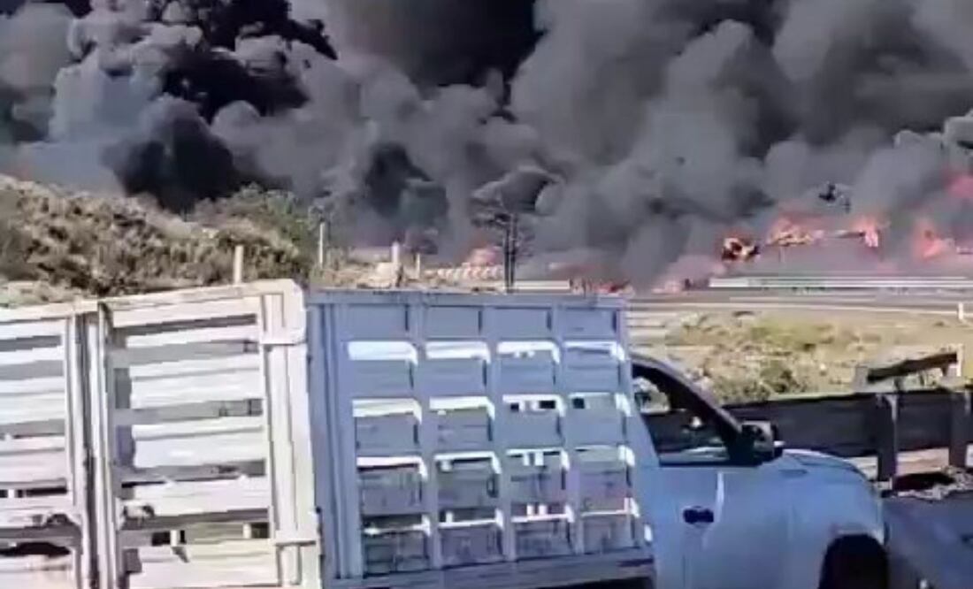 Un hombre perdió la vida tras volcar la pipa que conducía en la Puebla-Orizaba | Foto: Redes Sociales