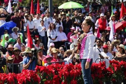 Claudia Sheinbaum celebra unidad de ex aspirantes a la gubernatura de Puebla