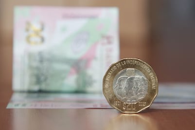 Esta es la extraña moneda de 20 que vale medio millón de pesos