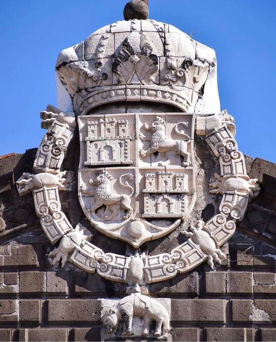 Este escudo es el símbolo del reinado en España | Facebook: La Monarquía