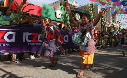 Carrera de la Tortilla 2022 en Tehuacán: competidoras cargan hasta 50 kilos
