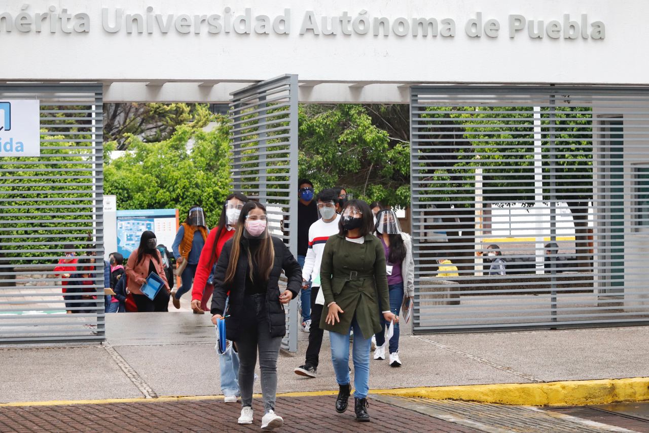 Aprueban regreso presencial escalonado en la BUAP