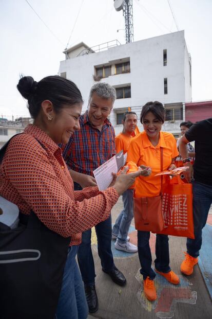 Rafael Cañedo recorrió las calles de la colonia Jesús González Ortega de la ciudad de Puebla | Foto: Facebook Rafa Cañedo