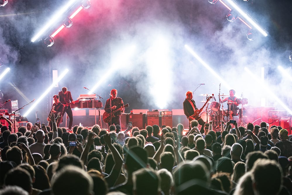 Queens of the Stone Age anunció la cancelación de todos sus eventos para 2024 a través de un comunicado oficial en sus redes sociales.
Foto: Producción El Universal Puebla