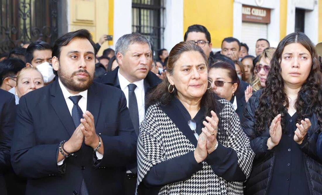 Rosario Orozco tuvo dos hijos con Miguel Barbosa: Miguel y Rosario | Foto: Gobierno de Puebla
