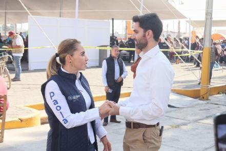 Paola Angón hace promoción personalizada a través de su vestimenta