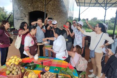 Promociona Turismo temporada de Chile en Nogada ante agentes de viajes nacionales