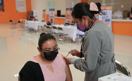 Covid Puebla: aplican todas las vacunas; ninguna dosis caducó