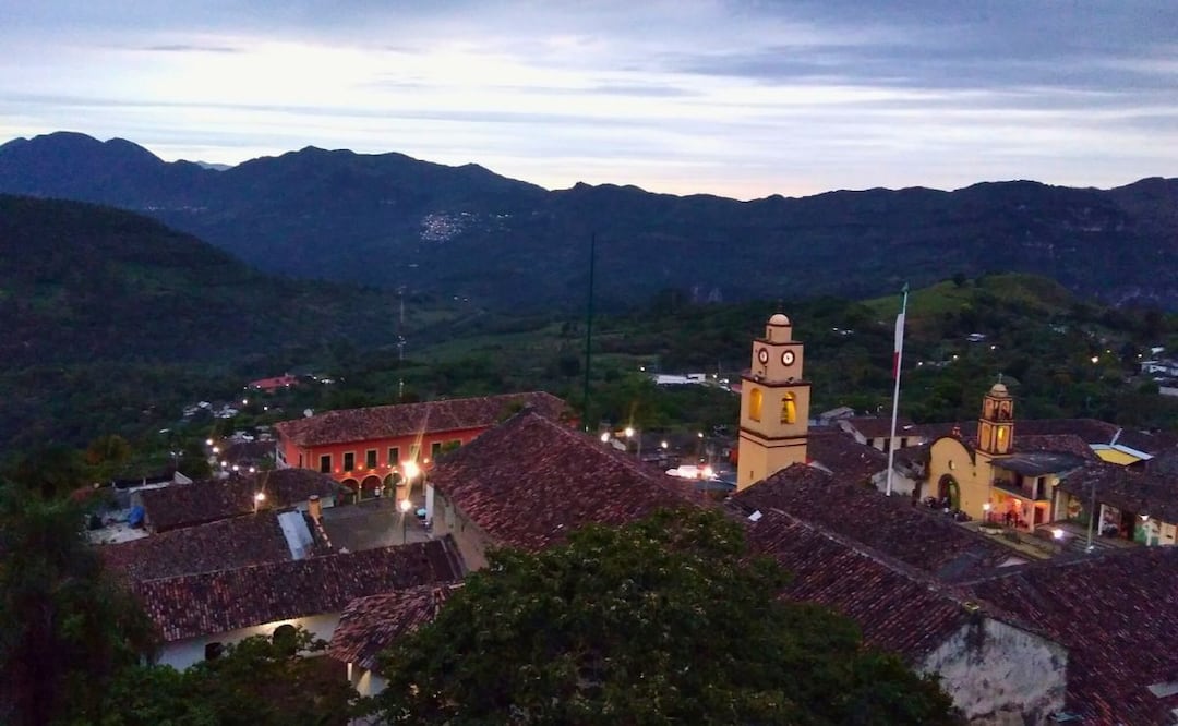 Xochitlán de Vicente Suárez es un fabuloso sitio con muchas bellezas naturales | Foto: Facebook Xochitlán de Vicente Suárez