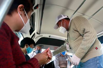 Supervisan transporte público para evitar propagación de Covid