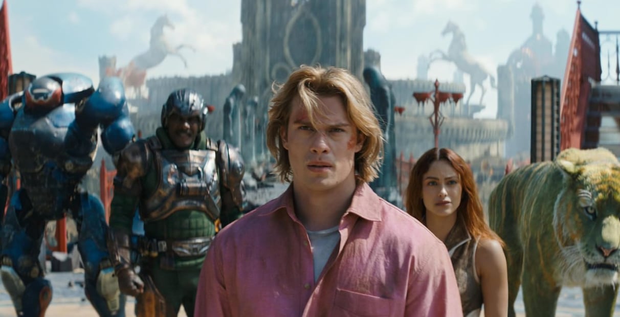 El elenco principal cuenta con interpretaciones divertidas y entretenidas, aunque los arcos de personajes pecan de ser predecibles | Foto: Amazon MGM Studios