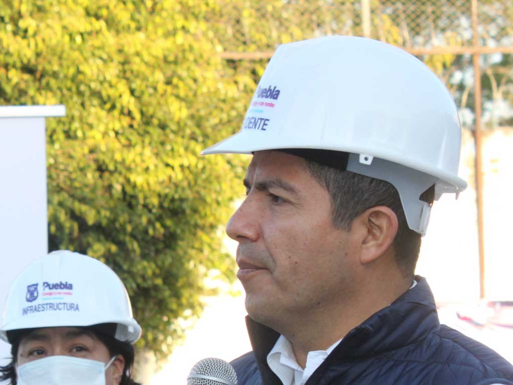 Disminuir la pobreza en Puebla es un gran reto: Lalo Rivera