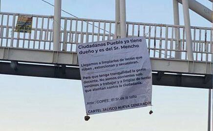 Cuelgan dos narcomantas en distintos puntos de Puebla