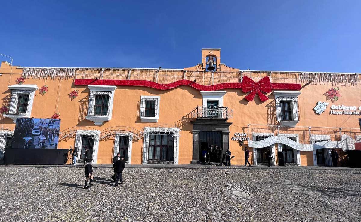 Resguardan Casa Aguayo para recibir el cuerpo de Miguel Barbosa