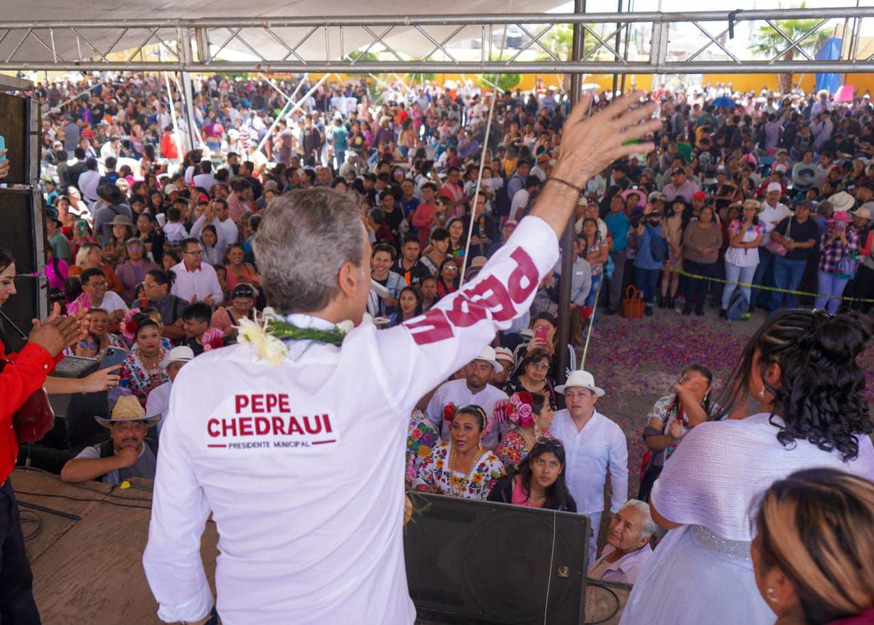 Pepe Chedraui fue invitado a la Feria de las Memelas en La Resurrección | Especiales