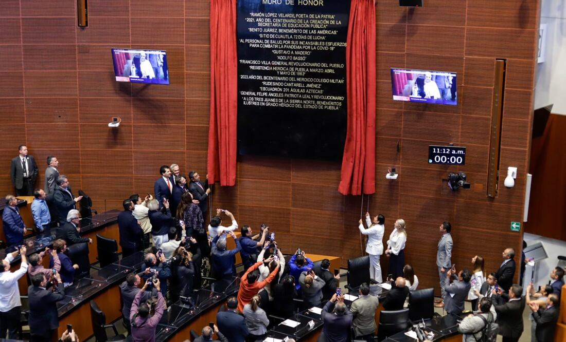 Juan Nepomuceno Méndez, Juan Crisóstomo Bonilla y Juan Francisco Lucas fueron honrados en el Senado | EsImagen