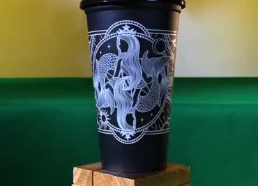 ¿Cuándo y dónde conseguir los nuevos vasos de Starbucks que cambian de color?