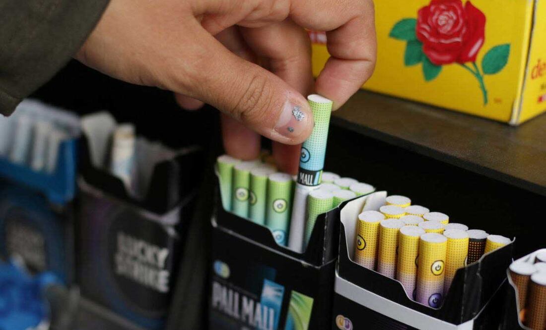 Ahora está prohibido que los comercios exhiban cigarros para su venta | Foto: Agencia Es Imagen para El Universal Puebla