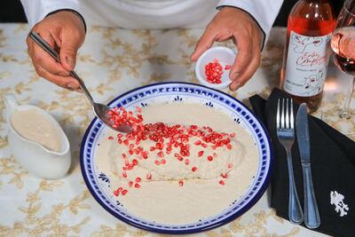 Prueba un delicioso chile en nogada en estos viajes VIP