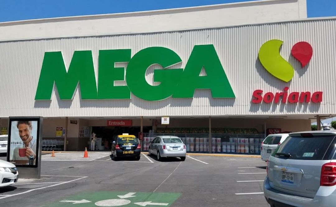 Exhiben cucarachas en el área de comida de la sucursal del Soriana Centro, ubicado en la ciudad de Puebla | Foto: Google Maps / Heinz Matta