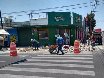 Instalan bolardos frente a famosa ciclovía de Puebla