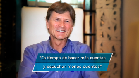 En México nos tienen distraídos con payasadas