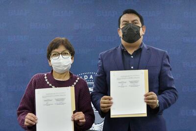 BUAP firma convenios de 4% en aumento para SITBUAP y ASPABUAP