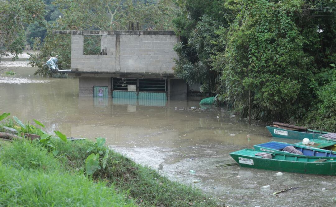 Este sábado arribaron 100 elementos de la Secretaría de Marina, quienes apoyan en labores de auxilio | Foto: Gobierno del Estado