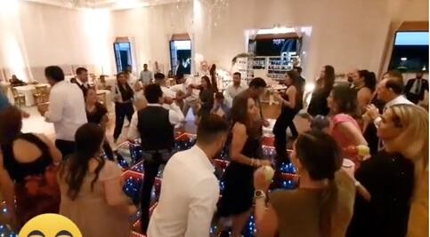 ¡Jugaremos, muévete luz verde! La nueva forma de amenizar fiestas y reuniones