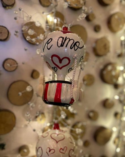 Regalos para el 14 de febrero originales: Esferas de Chignahuapan que enamoran