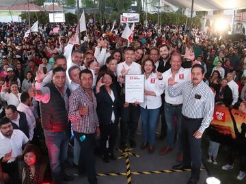 Lalo Rivera recibe constancia de PSI como candidato a la gubernatura de Puebla