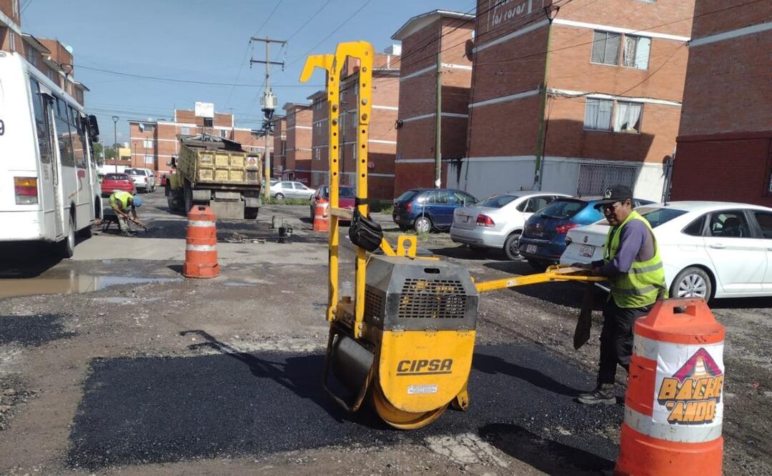 Para este año se tiene como meta atender 200 mil baches | Foto: Ayuntamiento de Puebla.