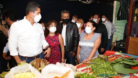 Instala Lalo Rivera comisión de trabajo para atender mercados