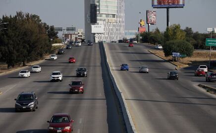 Motociclista mata a peatón y muere tras chocar en Vía Atlixcáyotl