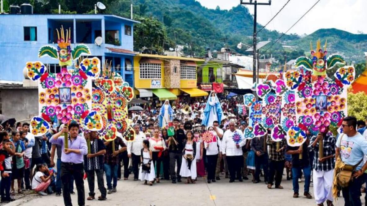 Esta extensa jornada festiva tiene como objetivo conmemorar los años de lucha constante de la región, que han resultado en la satisfacción de diversas necesidades de las colonias.

Foto: Producción El Universal Puebla