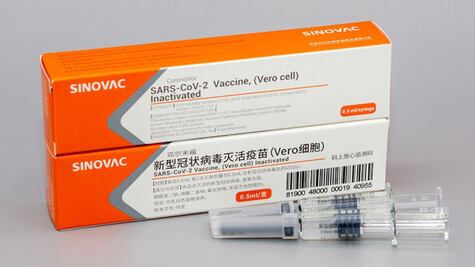 Vacuna Sinovac: De dónde viene, eficacia, efectos secundarios, dosis y contraindicaciones 