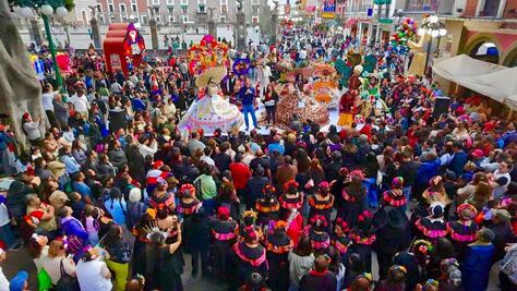 Realiza gobierno de Pepe Chedraui activación física musicalizada masiva con motivo del Día de Muertos