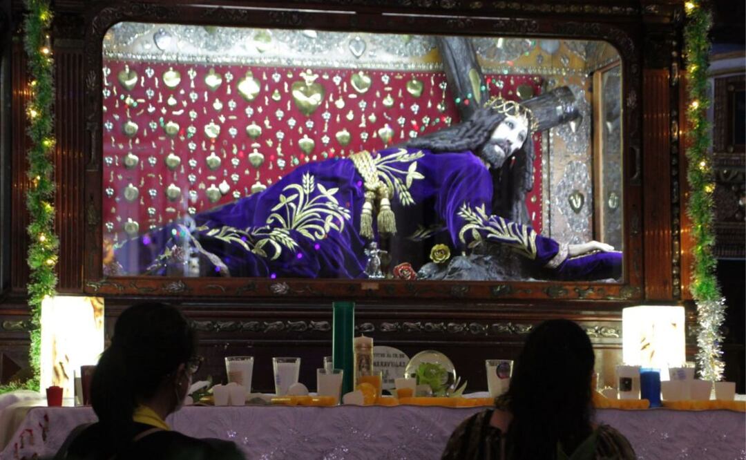 La fiesta principal del Señor de Las Maravillas es el 1 de julio, miles de feligreses se congregan en su templo en Puebla | Foto: Agencia Es Imagen para El Universal Puebla