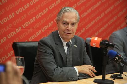 Luis Ernesto Derbez se reintegra a sus funciones como rector de la UDLAP