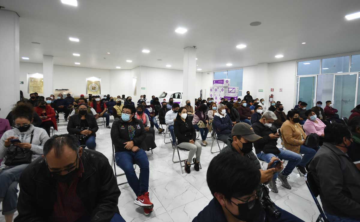 27 de los 100 basificados de Claudia Rivera renunciaron a su plaza