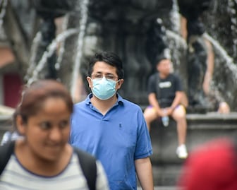 Piden usar cubrebocas en 16 municipios de Puebla por ceniza volcánica