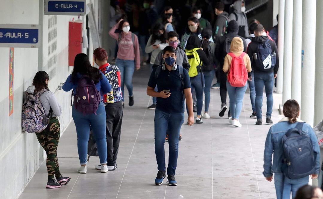 México suma 303 muertes y 2 mil 282 contagios por Covid-19 en 24 horas