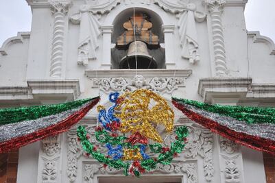 ADORNAN TLAXCALA PARA FIESTAS PATRIAS