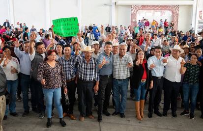 Lalo Rivera visita a simpatizantes de Ocoyucan